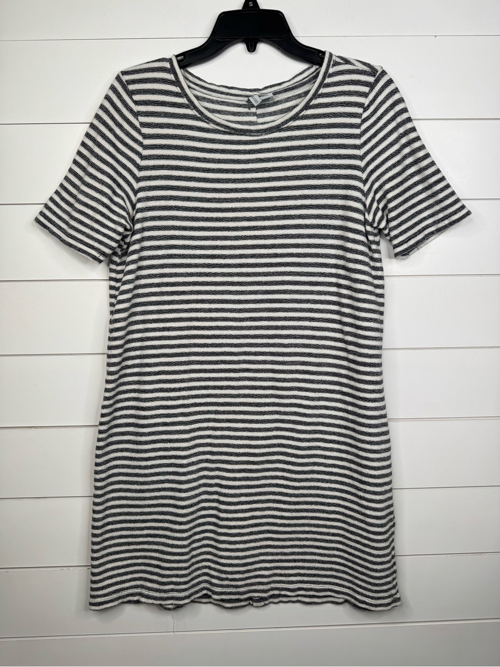Paraphrase Dress Size M Black & White Striped Knit Shift Knee Length Terry Cloth